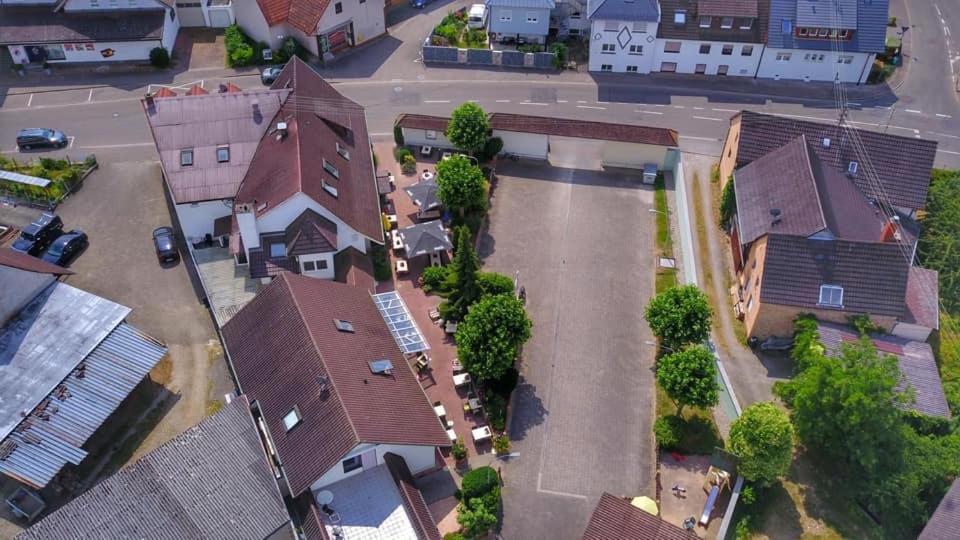 Hirschen Apartments Reute  Buitenkant foto